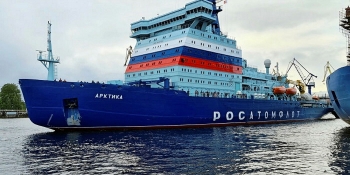 Tàu phá băng mạnh nhất thế giới được bàn giao cho hải quân Nga
