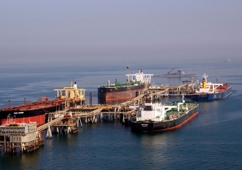 Libya mở lại hai cảng xuất khẩu dầu mỏ lớn