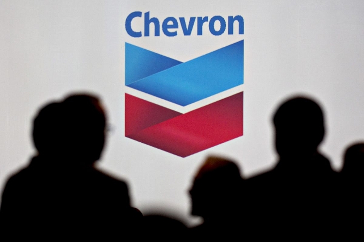 Chevron bị ảnh hưởng nặng nề bởi giá dầu giảm