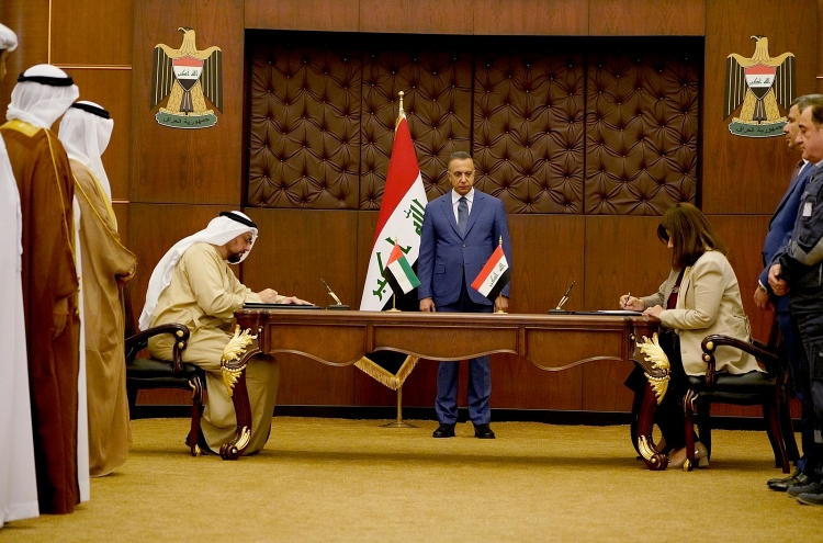 UAE đạt thỏa thuận xây dựng 5 nhà máy điện mặt trời cho Iraq