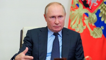 Tổng thống Putin: Giá nhiên liệu tăng cao là do "sai lầm" của châu Âu