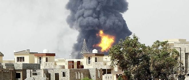 Hỏa hoạn tại trụ sở cũ của Công ty dầu khí Libya