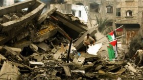 Israel san bằng tổng hành dinh Hamas ở Gaza