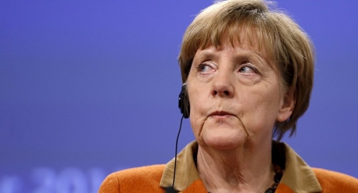Thủ tướng Đức Merkel đang bị "đâm sau lưng"?