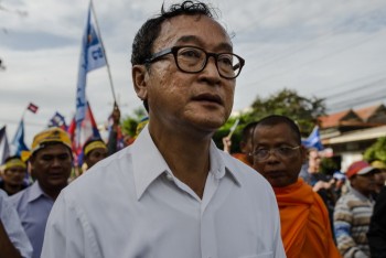Vì sao Sam Rainsy bị bắt giữ?