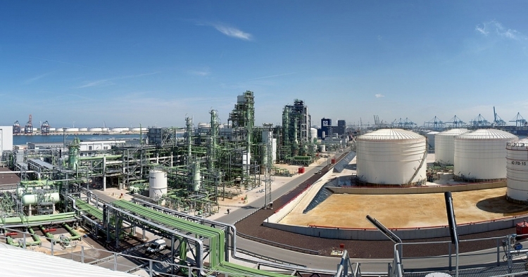 Tập đoàn Mỹ Bunge bán nhà máy lọc dầu ở Rotterdam
