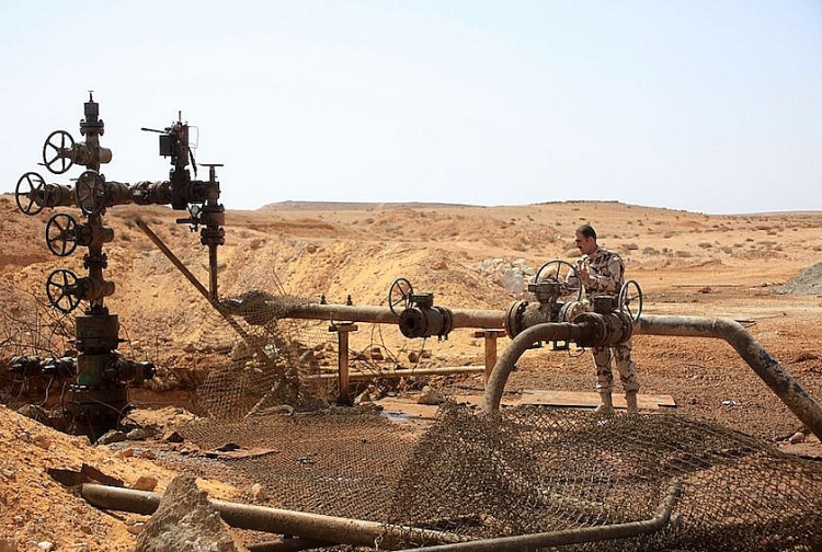 Mỹ áp đặt lệnh trừng phạt mới lên ngành dầu mỏ Syria