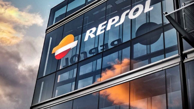 Repsol công bố kế hoạch đầu tư để đẩy nhanh quá trình chuyển đổi năng lượng