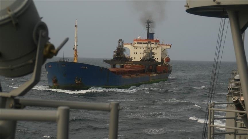 Quan hệ giữa giá dầu và hoạt động cướp biển