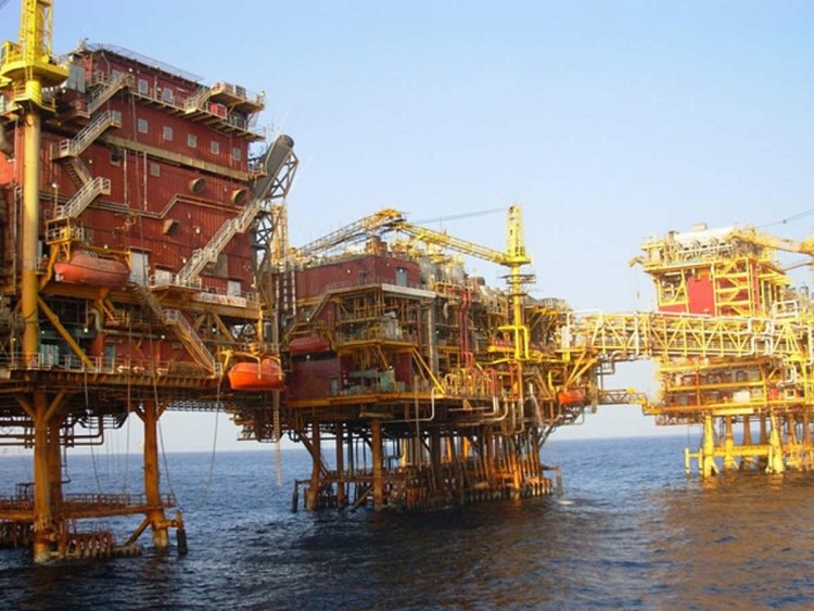 Ấn Độ yêu cầu ONGC xem xét bán 60% cổ phần các mỏ dầu khí quan trọng