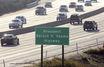 Tên của cựu Tổng thống Obama được đặt cho tên đường