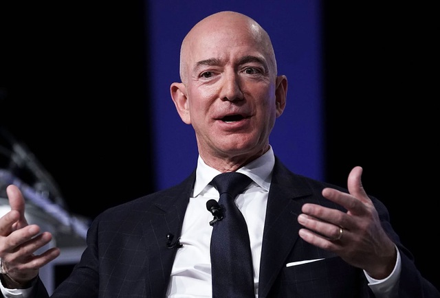 Ba thói quen ngược đời của tỷ phú giàu nhất hành tinh Jeff Bezos - 1