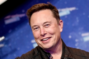 Elon Musk: Tỷ phú giàu nhất thế giới với tài sản 185 tỷ USD