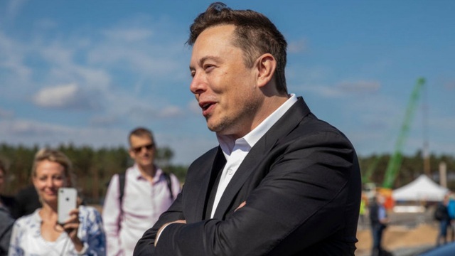 Elon Musk: Gã tỷ phú điên thích đốt tiền vào những điều viễn tưởng - 5