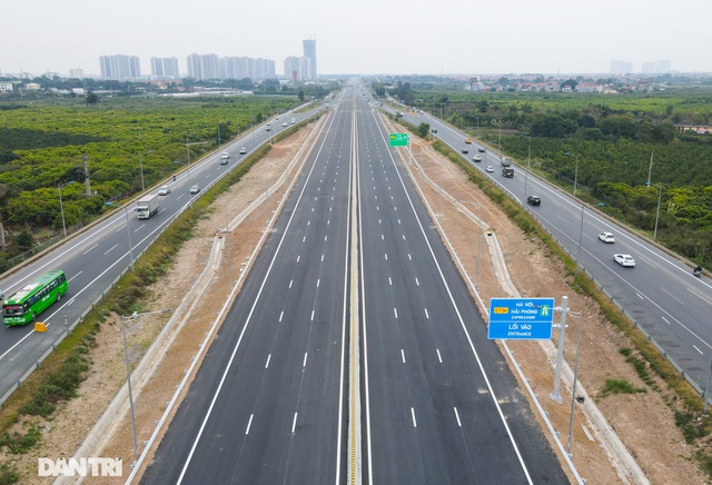 Thông xe nút giao 400 tỷ đồng nối cao tốc Hà Nội - Hải Phòng với Vành đai 3 - 6