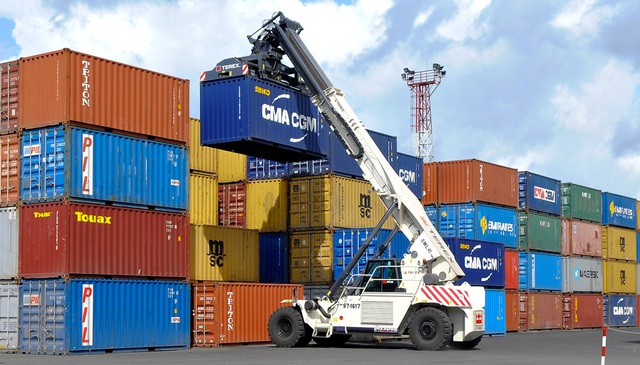 Sốt vỏ container: Tổng cục Hải quan lên tiếng về 3.000 container vô chủ - 1