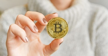 Giá bitcoin liên tục rớt mạnh, rời ngưỡng 30.000 USD