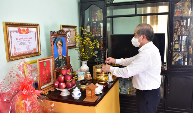 Chủ tịch Thừa Thiên Huế: Sớm kích hoạt việc tìm kiếm các nạn nhân Rào Trăng - 2