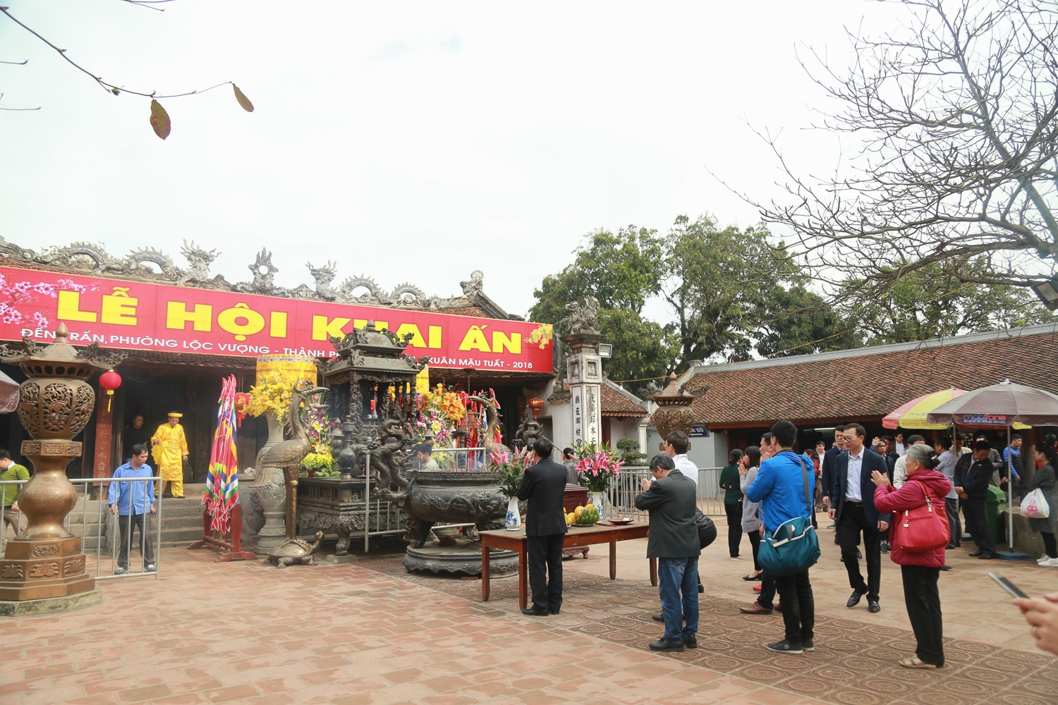 Ca mắc Covid-19 tăng cao, Nam Định dừng tổ chức lễ hội Khai ấn Đền Trần