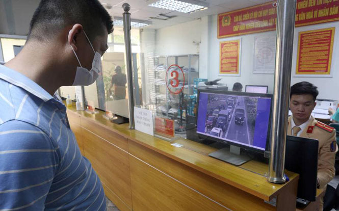 Camera giám sát chặt tình trạng giao thông “tĩnh” tại Hà Nội