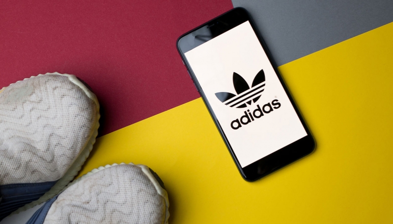 Adidas đặt mục tiêu tăng gấp đôi doanh số thương mại điện tử vào năm 2025.
