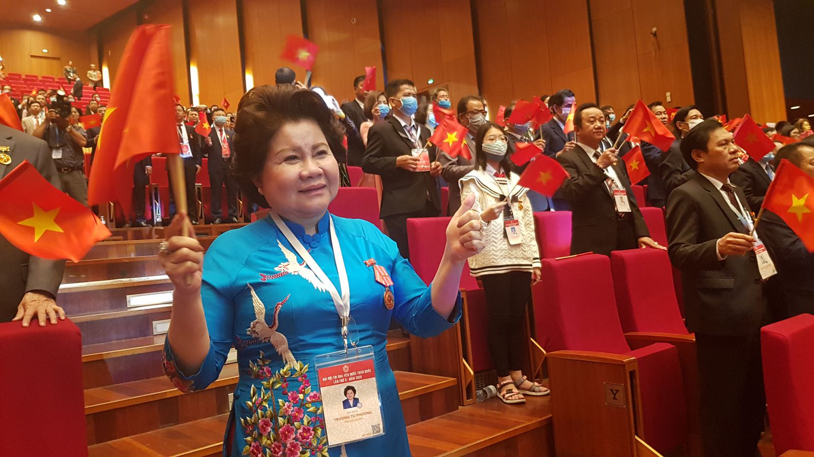 Doanh nhân Trương Tú Phương tham dự Đại hội Thi đua yêu nước toàn quốc lần thứ X.