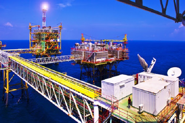 Giá dầu tăng sẽ có tác động tích cực đến cổ phiếu của các doanh nghiệp ngành dầu khí.
