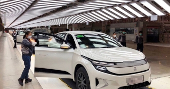 Thấy gì khi Trung Quốc đang đổi thay "bàn cờ ô tô điện" của thế giới?