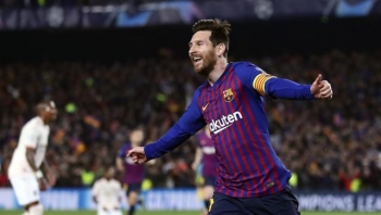 Barcelona 3-0 Man Utd: Lionel Messi chói sáng