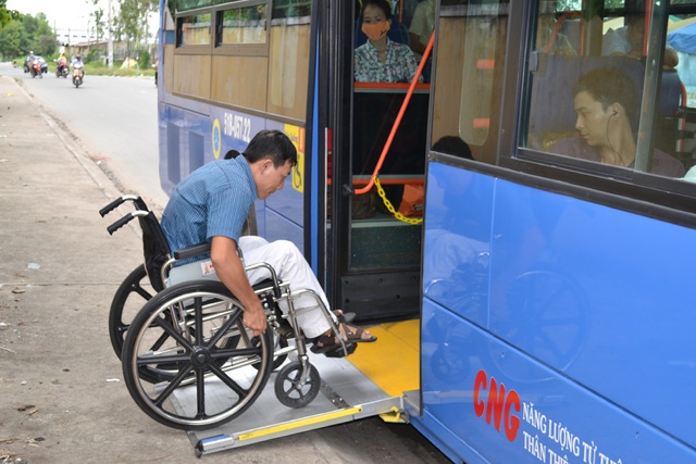 Xe buýt từ chối phục vụ người khuyết tật: Phân biệt đối xử từ trong tư duy! - 7
