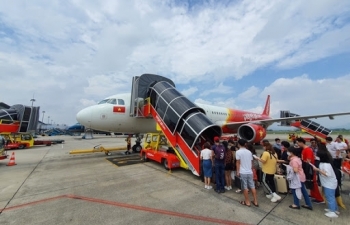 Tạm dừng chuyến bay chở khách quốc tế đến Nội Bài từ 0h ngày 1/6