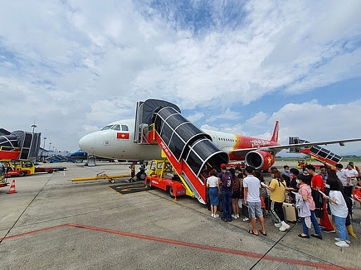 Tạm dừng chuyến bay chở khách quốc tế đến Nội Bài từ 0h ngày 1/6
