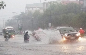 Cảnh báo Bắc Bộ và Bắc Trung Bộ mưa lớn; Bắc Bộ lũ quét, sạt lở đất