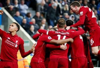 Newcastle 2-3 Liverpool: Chiến thắng khó khăn