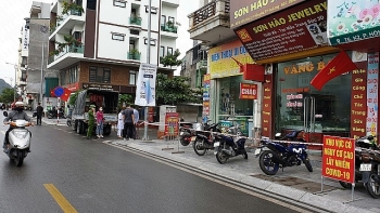 Quảng Ninh phong tỏa 2 khu phố, Hải Phòng đóng cửa nhiều nơi công cộng