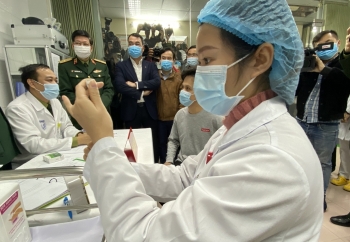 Hà Nội lên kế hoạch tiêm miễn phí vaccine phòng Covid-19 cho người dân