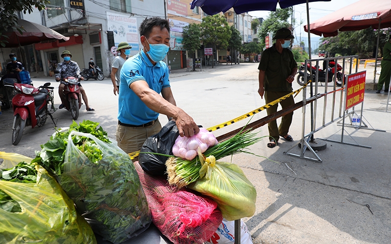 Bắc Ninh dừng vận tải hành khách, TP Bắc Giang giãn cách xã hội