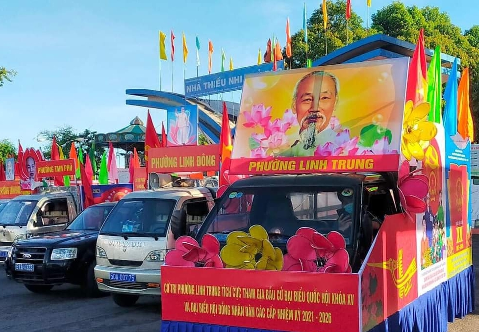 Hà Nội, TP Hồ Chí Minh đã sẵn sàng cho ngày hội bầu cử