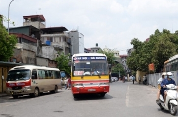 Hà Nội: Dừng các tuyến buýt kế cận chạy đến các tỉnh có dịch Covid-19