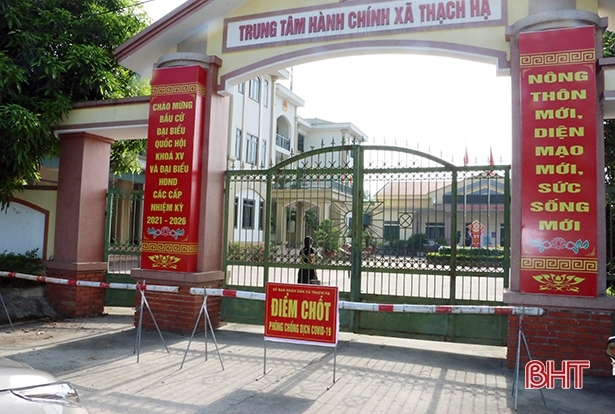 Hà Tĩnh phong tỏa 1 trụ sở xã và 3 thôn, Nghệ An quyết định giãn cách 5 địa phương giáp ranh