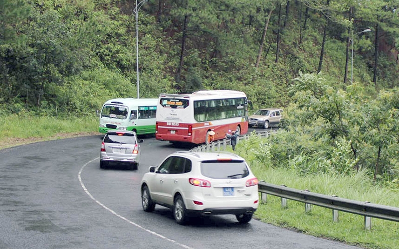 Lâm Đồng dừng vận chuyển hành khách từ các vùng có dịch