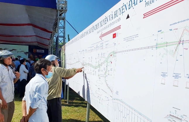 Quảng Nam khởi công dự án cầu đường nối đôi bờ sông Thu Bồn