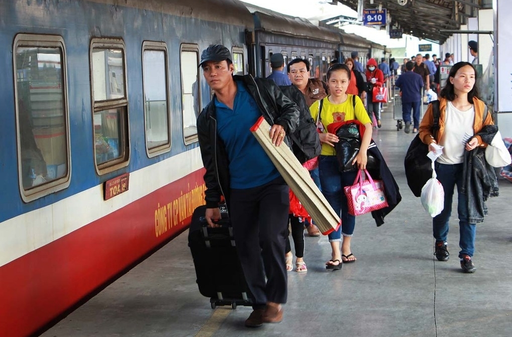 Ga Sài Gòn bán hơn 200.000 vé tàu Tết