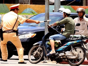 CSGT bụng to sẽ "không được làm nhiệm vụ ngoài đường"