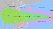 Bão Noru di chuyển nhanh, mạnh, giật cấp 17 trước khi đổ vào Trung Trung Bộ