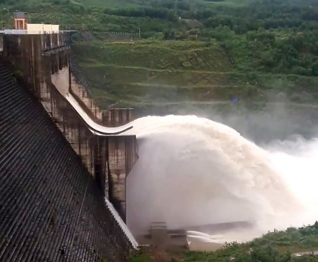 Quảng Nam: 10 hồ chứa đầy nước, hồ thủy điện điều tiết để đón lũ mới