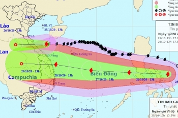 Bão số 8 suy yếu, bão số 9 di chuyển nhanh, liên tục tăng cấp