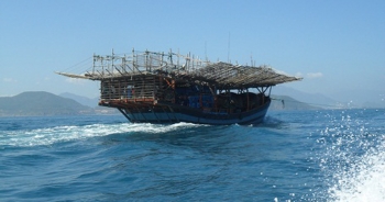 Kiểm ngư đã tiếp cận vị trí 2 tàu cá Bình Định bị chìm trên biển