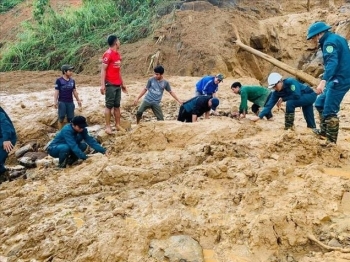 Quảng Nam: 11 người bị núi vùi lấp ở huyện Phước Sơn, đã tìm thấy 5 thi thể