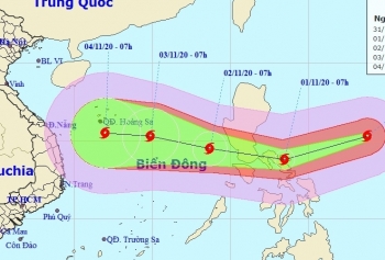 Siêu bão Goni đang giật trên cấp 17, đi vào Biển Đông ngày 2/11